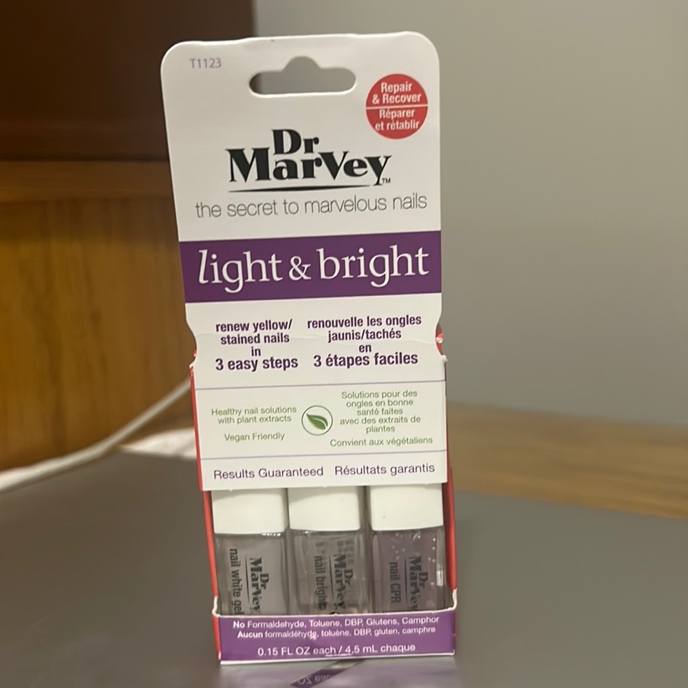 COPY - ✨NEW✨Dr. MarVey light & bright nail repair & recover